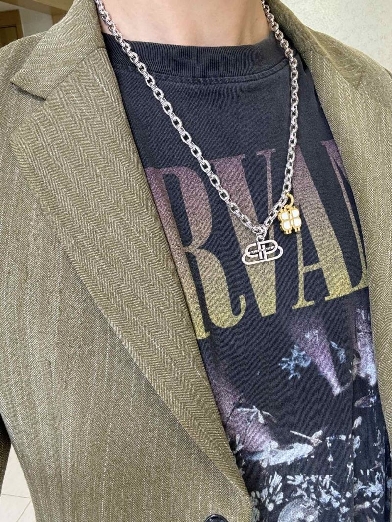 Ba1en*iaga necklaces